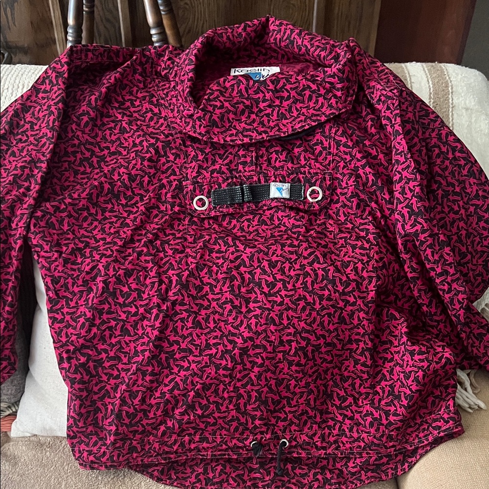 Stylish Women's Patterned Ski Jacket - image 1